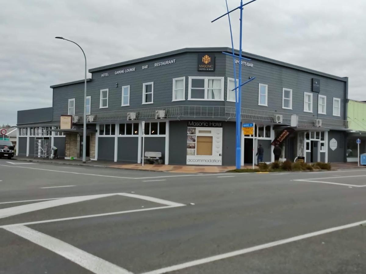 Masonic Hotel Waitara Exterior photo