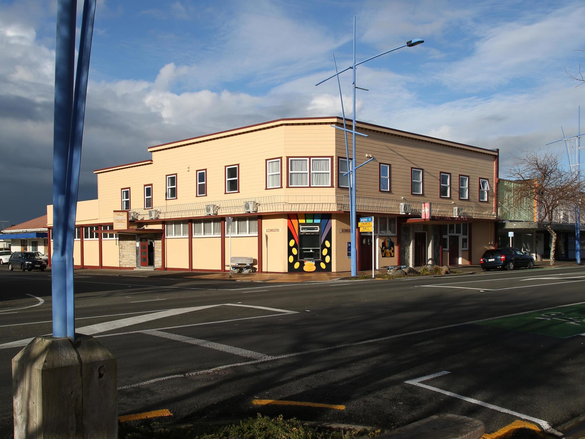Masonic Hotel Waitara Exterior photo